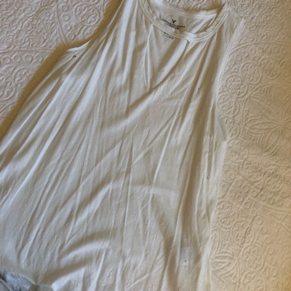 Distressed white tank